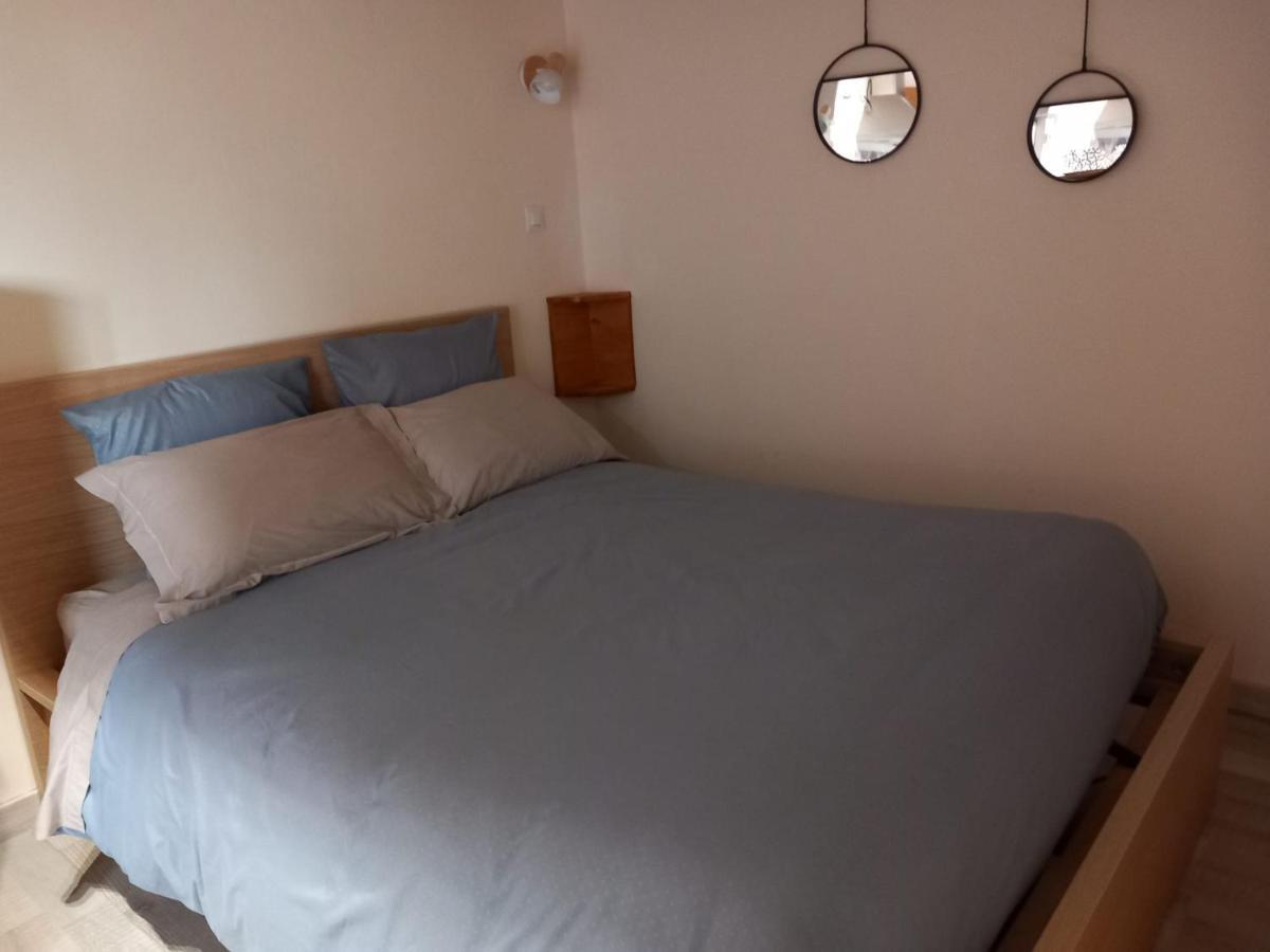 Studio Independant Dans Villa Neffies Luaran gambar