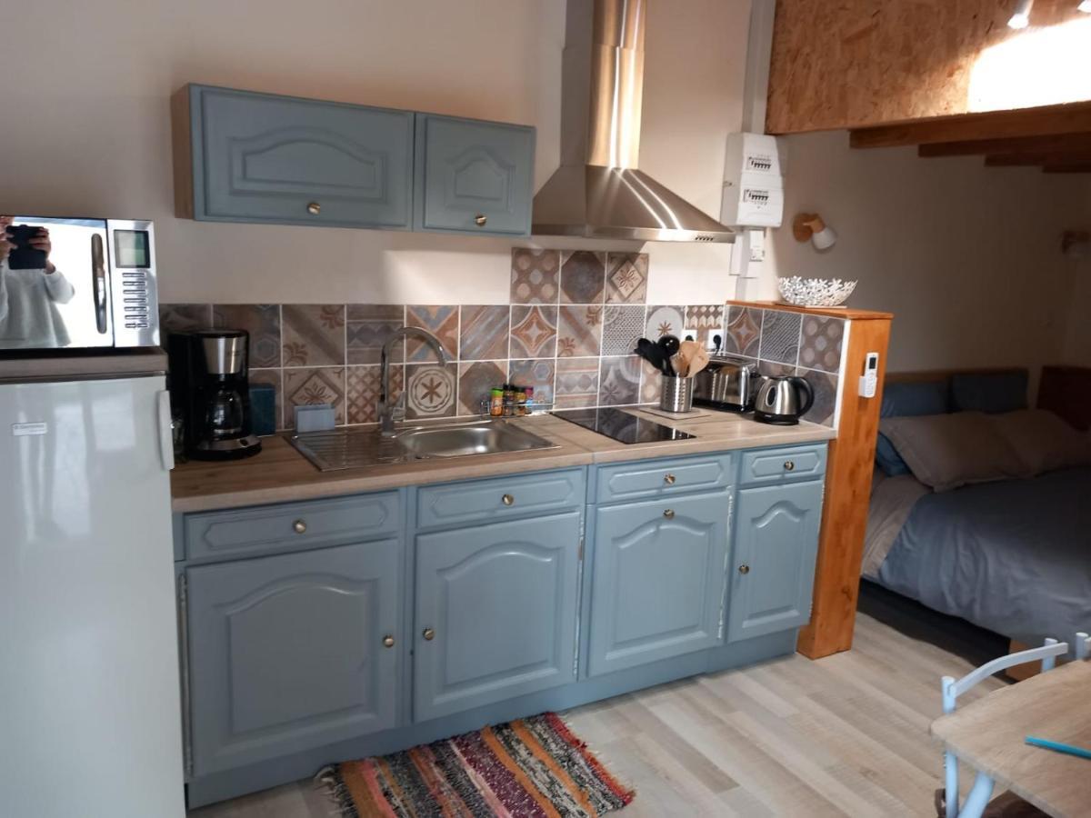 Studio Independant Dans Villa Neffies Luaran gambar